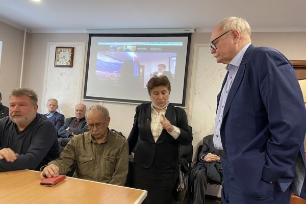 народный артист России и Украины, лауреат государственной премии РСФСР, В. В. Бортко