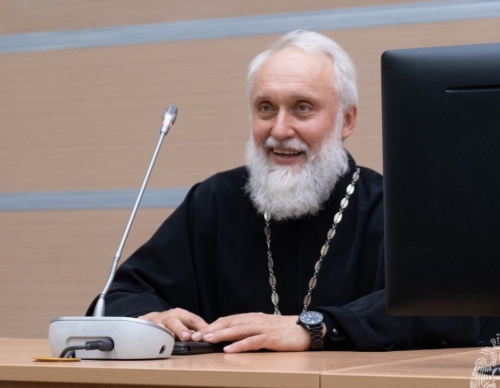 Священник Георгий Сычев