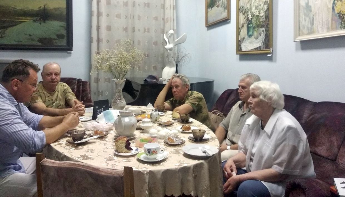 И.В.Костенок встретился в Донецке с деятелями культуры