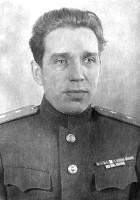 Алексей  Александрович  Кузнецов